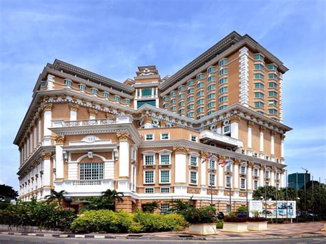 hotels in melaka town.